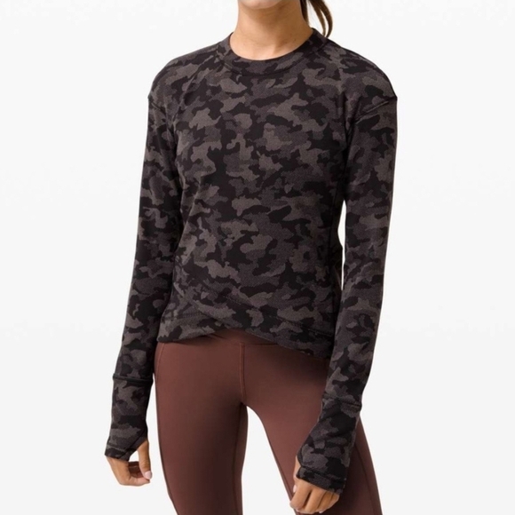 lululemon athletica Tops - Lululemon Close To Crossing Long Sleeve Camo Size 4